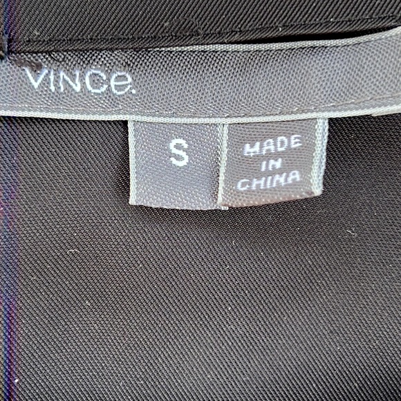 Vince Black Wool Knit Shift Dress w Pleated Polyester Back Size Small - Picture 2 of 13